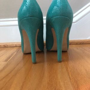 Size 10 Steve Madden Pumps
